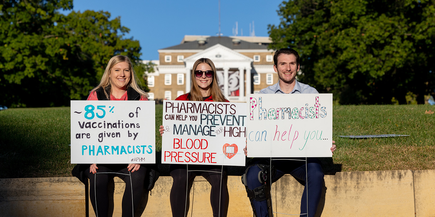 Students in the School of Pharmacy